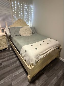 Kids/Teen bedroom set