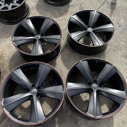 SET OF FOUR 22” CHERGER CHALLENGER SRT WHEELS