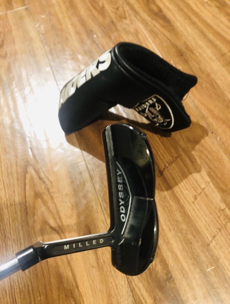 ODYSSEY BLACK SERIES 4 TOUR DESIGNS MILLED PUTTER