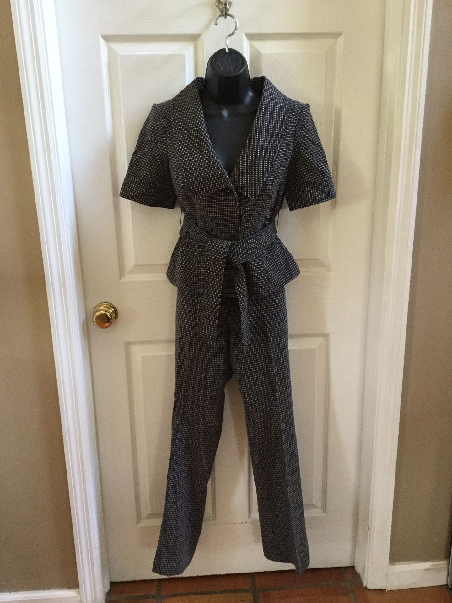 Women’s THE LIMITED Collection Short Sleeve Suit