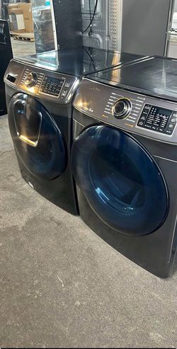 Combo Samsung Electric 220 use like new perfect working and warranty