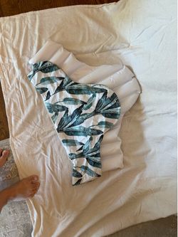 Baby pillow for high chair- inflatable with cover