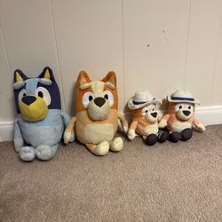 Set of Talking Bluey and Bingo Plush Toys