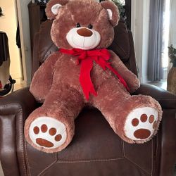 Giant Teddy Bear