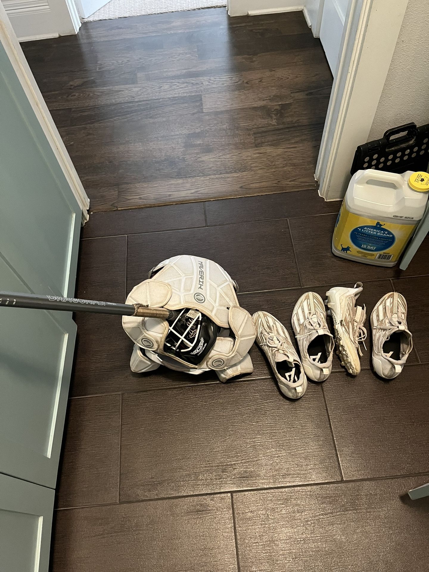 Lax Equipment