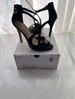 Women’s heels size 8.5