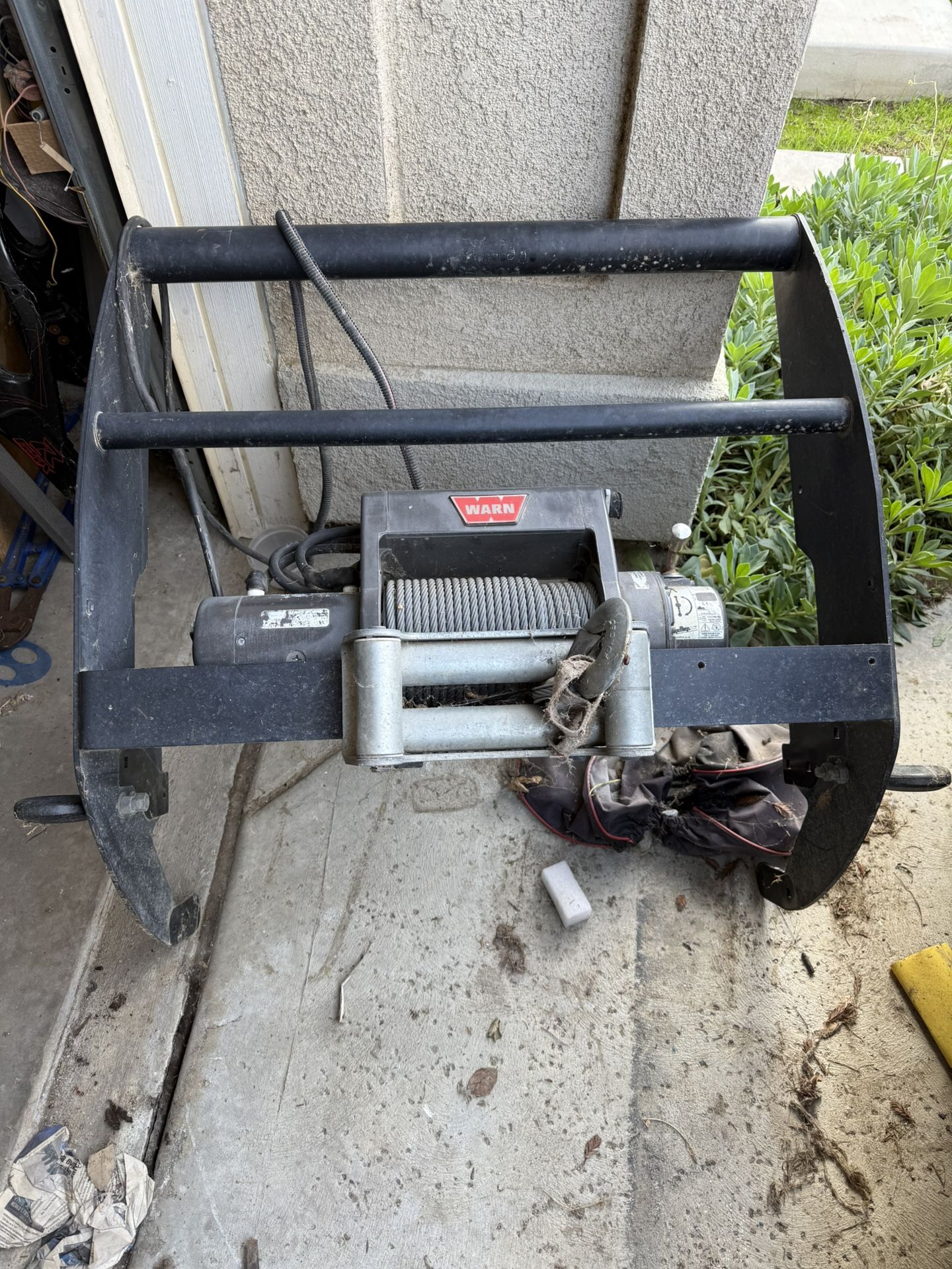 Warn Winch With Push Bar For 09 Chevy Thaho