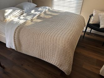 50" x 70" Cozy Oversized Chunky Woven Knit Blanket Throw