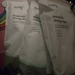 Free Breastmilk Storge 