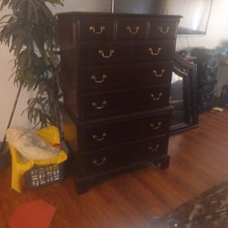 Ethan Allen Dresser With Nightstand