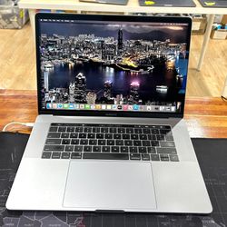Apple MacBook Pro 15” CORE i9 TouchBar (2018) 16GB 500GB NEWEST UPDATES