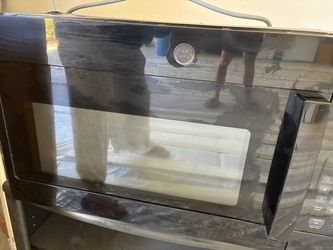 Black GE microwave