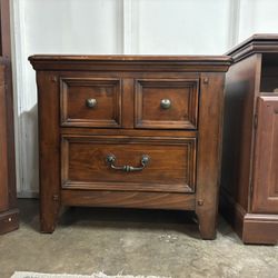 Dresser Set