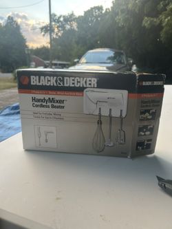 Black & Decker Gizmo Handy Mixer