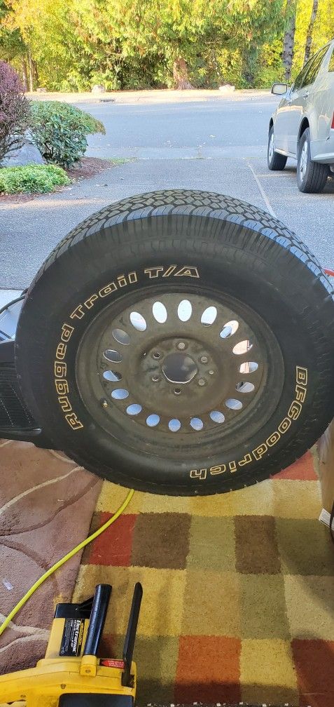 Tire BFGoodrich Rugged Trail T/A 
