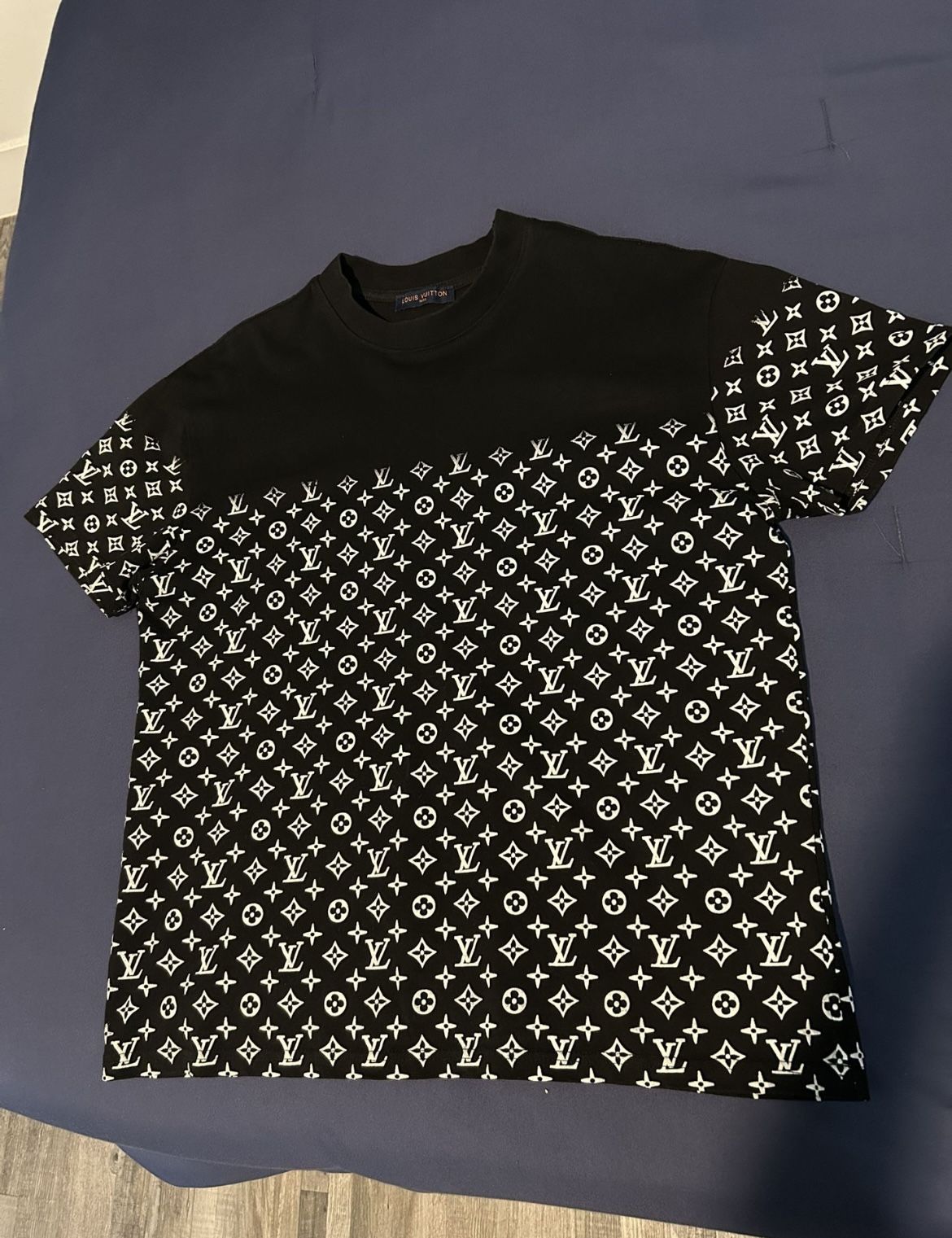Loui Vuitton Shirt