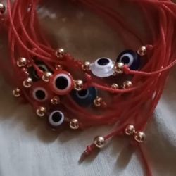 EVIL EYE BRACELETS/PULCERAS DE OJO