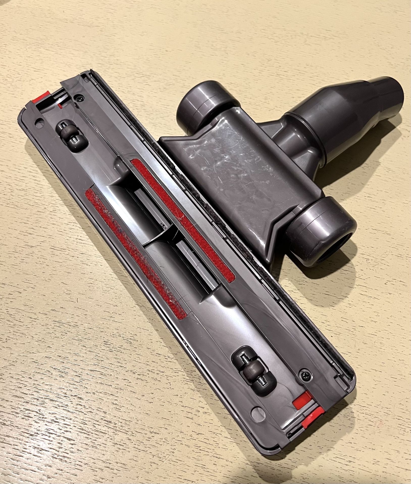 BLOWOUT SPECIAL! **Dyson**Ball Upright andV6 Cyclone_FlatOut Tool Accessory Attachment Head914617-02