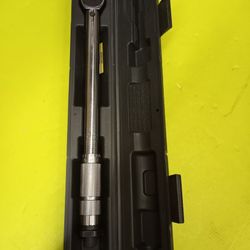 PITTSBURGH PRO 3/8 DRIVE CLICK - TYPE TORQUE WRENCH