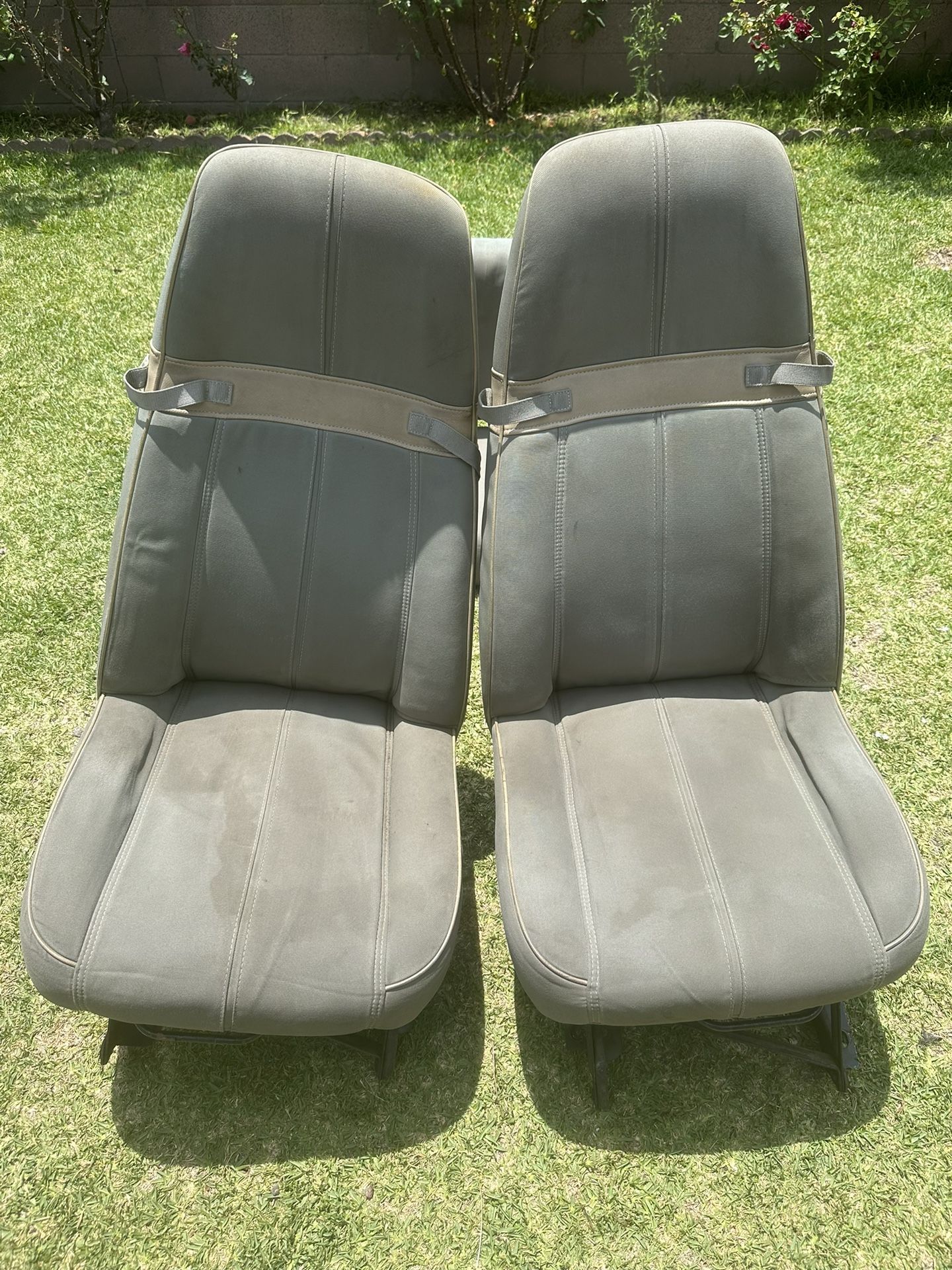 Jeep Wrangler Yj Front Seats Oem Pair Sahara Edition 87-95
