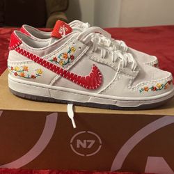 Nike SB Dunk Low Decon