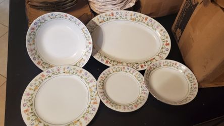 China Set "Eternal Love Pattern - Platinum Trim)