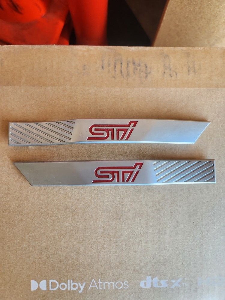 subaru impreza Sti side emblem Oem