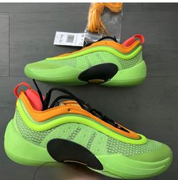 Donovan Mitchell basketball shoes