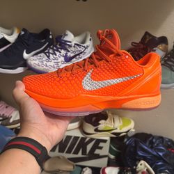Kobe 6 Total Orange Size 10