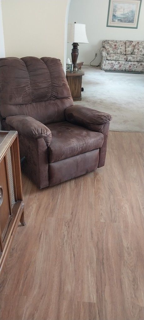 Recliners Free  Each Chandler