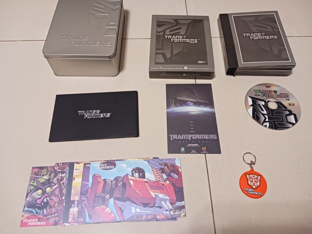 Transformers Tin (Japanese Edition)12 DVD Collector's Set