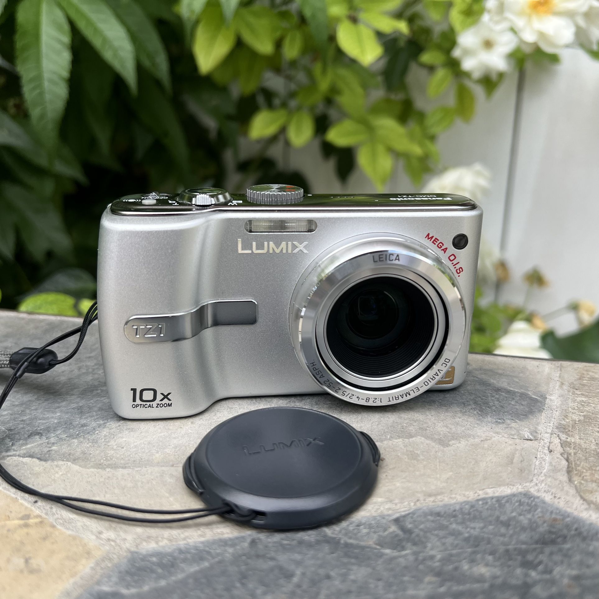 Panasonic LUMIX TZ1 Digital Camera