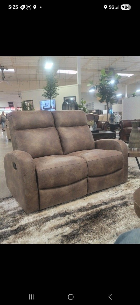 Reclining Loveseat