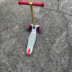 Kids Fisher Price 3 Wheel Scooter For 2-5 Years