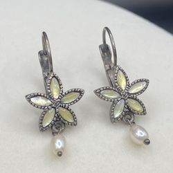 Sterling Silver Vintage Mother Of Pearl Earrings 
