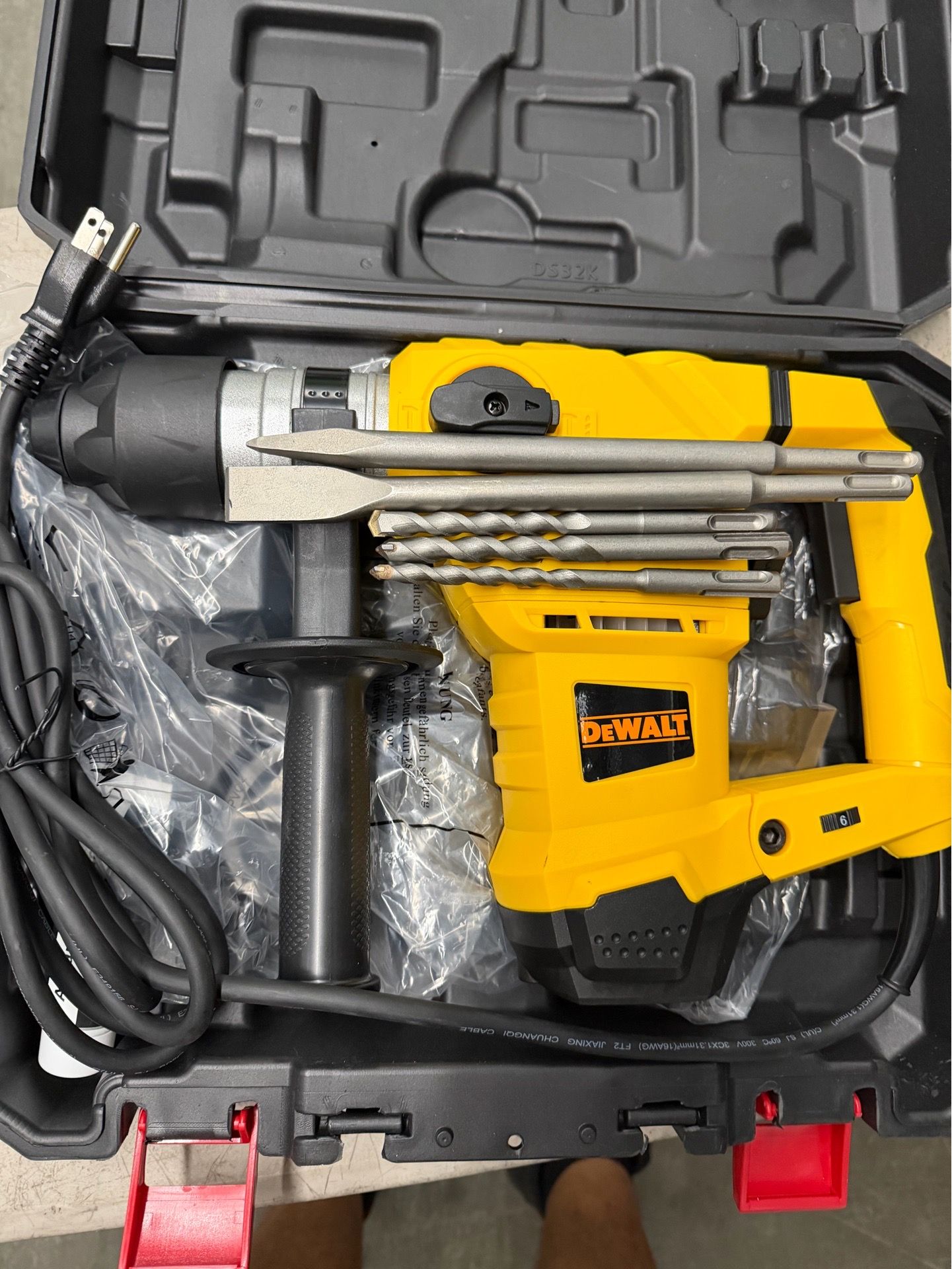 Dewalt roto hammer drill