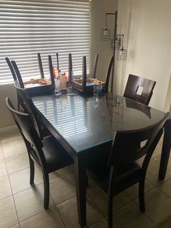 Kitchen table