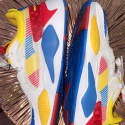 Boys Paw Patrol Pumas Size 3 US $20