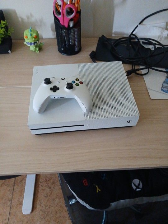 Xbox One White