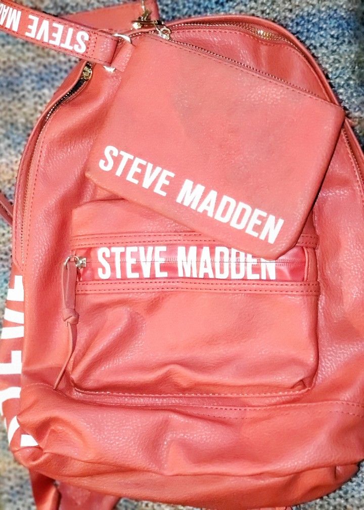 Steve Madden Backpack And Wristlet Set