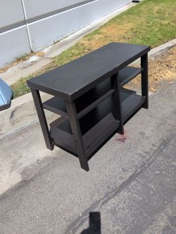 Free. Only message me if you can pick this up immediately. TV stand media stand. Free!.. city of Orange