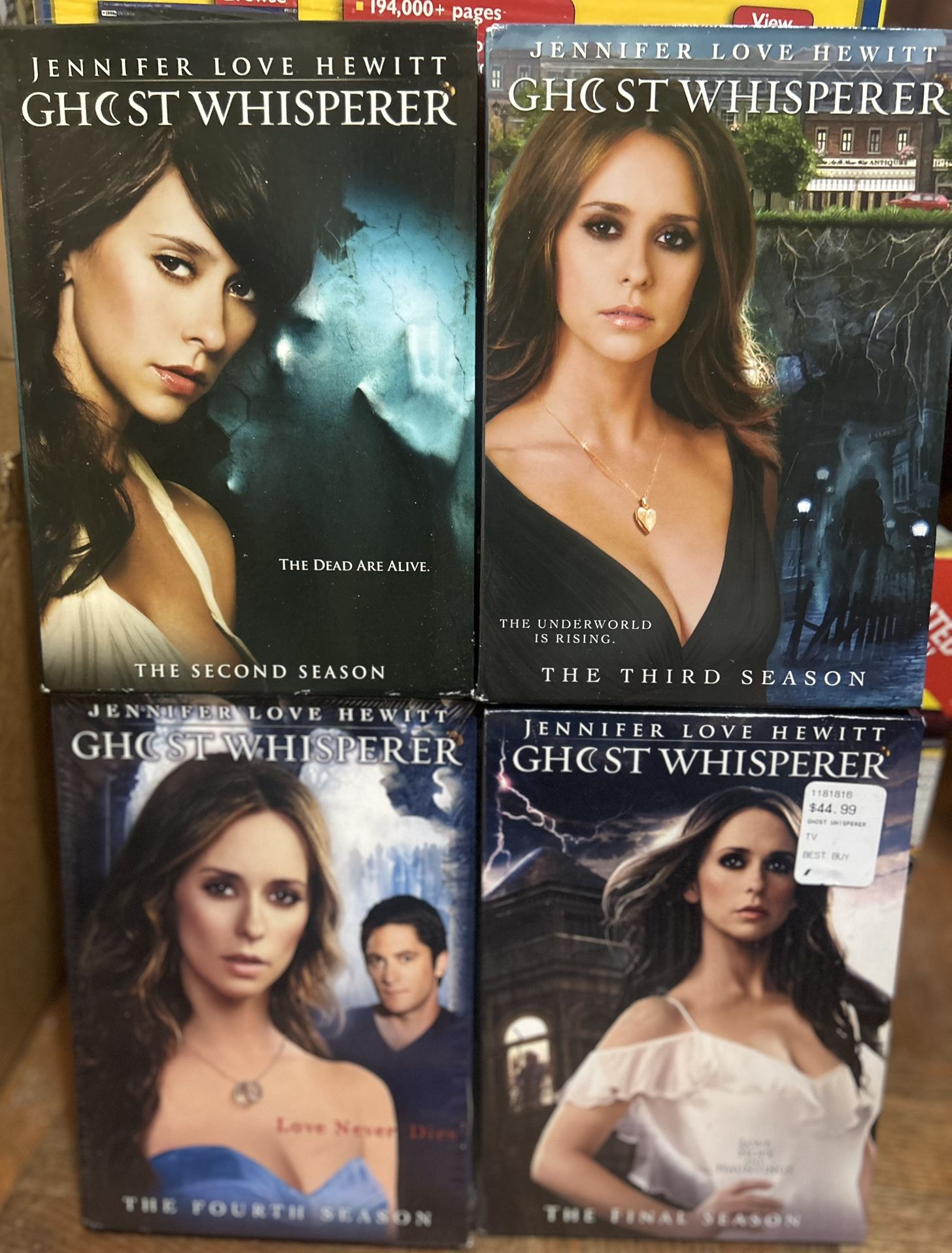 Ghost whisperer- dvd set; season 2-5