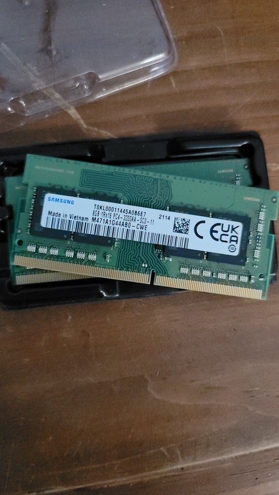 SAMSUNG 16gb DDR4 SODIMM LAPTOP MEMORY 