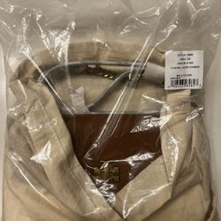 Brand New Tory Burch Kira Leather Wallet-On-Chain Retail:$348/Pick Up Only 77090 Area