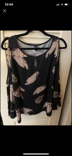 Tunic Cold Shoulder Top Shirt Size Medium