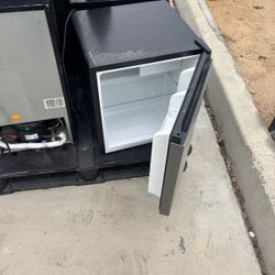 Mini Fridges With Freazer