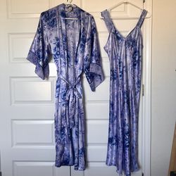 Private Luxuries Set of Robe Small & Nightgown Medium BEAUTIFUL!