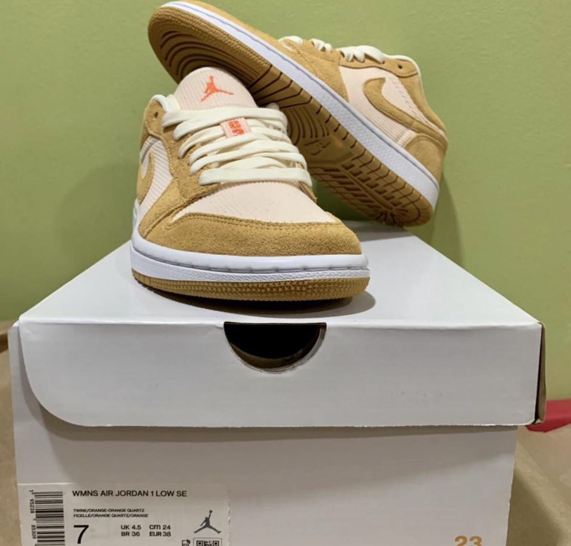 Jordan 1 Low SE, Twine Orange Quartz Corduroy, Size 7 (W)