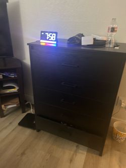 Black 5 Drawer Dresser