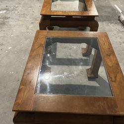 2 Side Tables